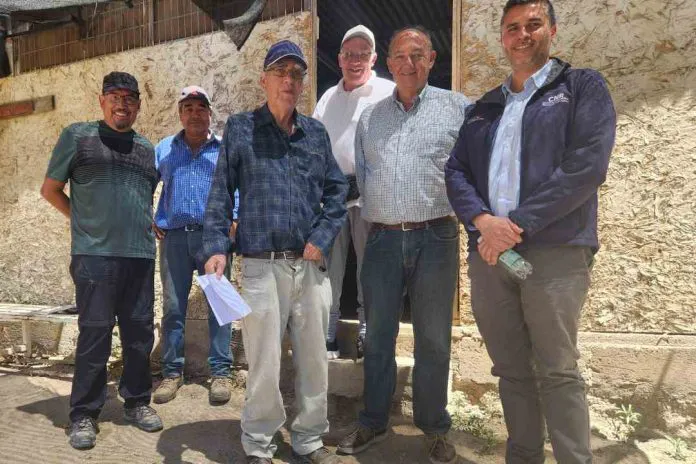 Comision-Nacional-de-Riego-acerca-instrumentos-de-fomento-a-la-pequena-agricultura-de-Vicuna-696x464