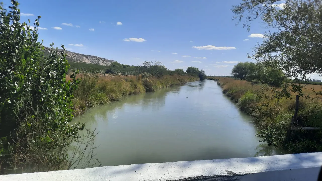 canales-de-riego-1