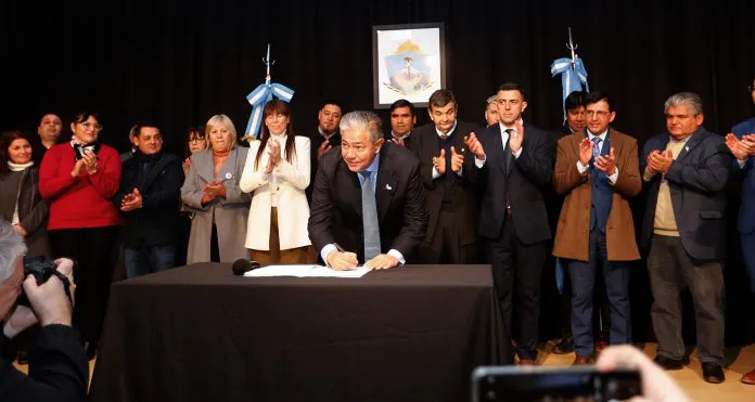 WhatsApp-Image-2024-07-09-at-2.13.02-PM-696x371