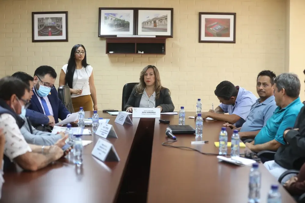 19fb0-a244a9d9-a393-40b4-8662-749d7663976c