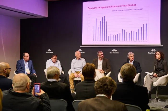 fa10ac99-2251-dacf-5a13-d3e4079d0ee6