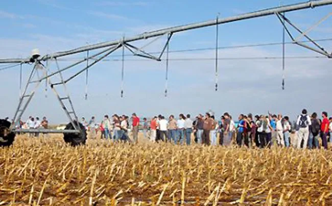 Riego-jornada-650x402-1