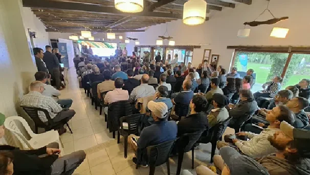 MR-rio negro auditorio